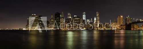 Fototapeta Panoramę Nowego Jorku w nocy jako zdjęcie panoramiczne