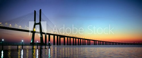 Obraz Panorama mostu Vasco da Gama o zmierzchu