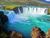Fototapeta Rzeka i szeroki wodospad w Islandii
