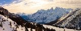 Fototapeta Wschód słońca w Alpach włoskich