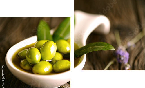 Zielone oliwki w pucharze i gałązka oliwna na drewnianym stole - Obraz dwuczęściowy, Dyptyk