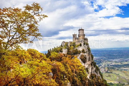 Fototapeta Jesień w San Marino.