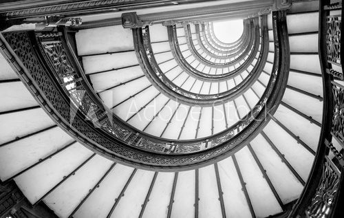 Fototapeta Niski kąt widzenia spiralne schody, Chicago, Cook County, Illino