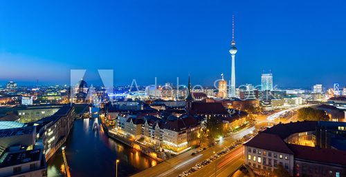 Fototapeta Panorama Berlina w nocy
