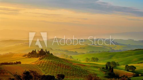 Fototapeta Piękne wzgórza Toskanii we Włoszech.