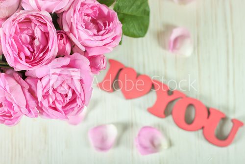 Fototapeta Różowe róże w wazonie