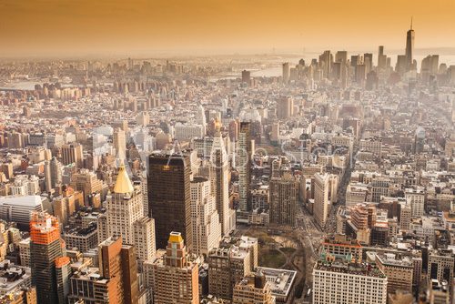 Fototapeta Widok z lotu ptaka Manhattan linia horyzontu przy zmierzchem, Miasto Nowy Jork