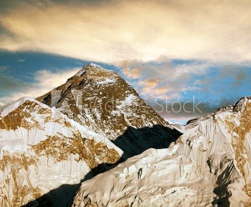 Fototapeta Wieczór kolorowy widok na Everest