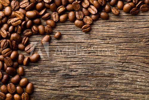Fototapeta ziaren kawy na vintage drewniane tła