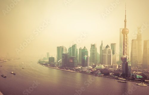 Obraz Subtelna panorama miasta o świcie