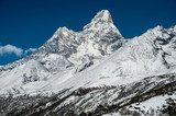 Fototapeta Ama Dablam Moutain (6814 m npm) w Himalajach, Nepal