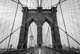 Fototapeta Architektura Brooklyn Bridge w tonacji czarno-białej, Nowy Jork