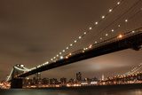 Fototapeta Brooklyn Bridge i Manhattan skyline At Night, New York City