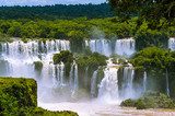 Fototapeta Iguazu Falls lub Iguassu Falls w Brazylii. Kaskada wodospadów