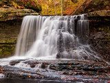 Fototapeta McCormick's creek Falls in Fall