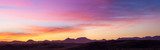 Fototapeta Różowy zachód słońca na pustyni