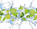 Fototapeta Świeżość limonki w ruchu wody
