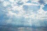 Fototapeta Tła niebieskie niebo z chmurami: burza w lecie