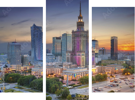 Warszawa. Obraz Warszawy, Polska podczas zmierzchu niebieskiej godziny. - Obraz trzyczęściowy, Tryptyk