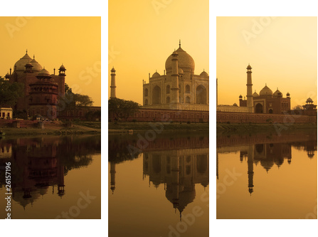 Taj Mahal zmierzchu odbicie, Yamuna rzeka. - Obraz trzyczęściowy, Tryptyk