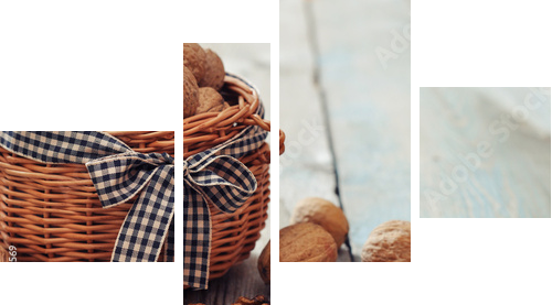 Orzechy włoskie w wiklinowym koszu - Obraz czteroczęściowy, Fortyk