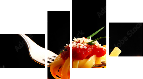Makaron z sosem i parmezanem  - Obraz czteroczęściowy, Fortyk