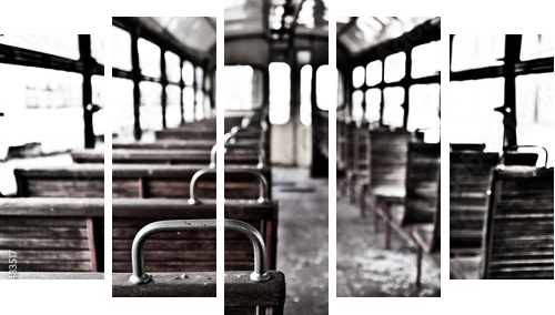 krzesła w pociągu vintage - Obraz pięcioczęściowy, Pentaptyk