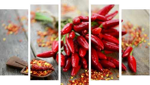 Deska drewniana chili - Obraz pięcioczęściowy, Pentaptyk